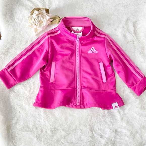 Like New ADIDAS TODDLER ZIPPED JACKET. SUPE CUTE. SOFT & Comfortable material 3T - Picture 2 of 5